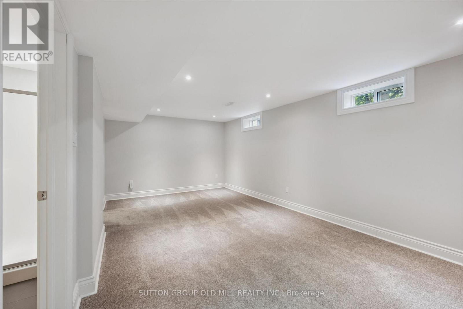 1233 MICHAEL CRESCENT - 25