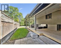 1233 Michael Crescent, Cambridge, ON N3H2R1 Photo 32