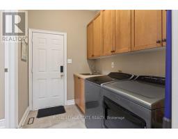 101 - 100 Beddoe Drive, Hamilton, ON L8P4Z2 Photo 18