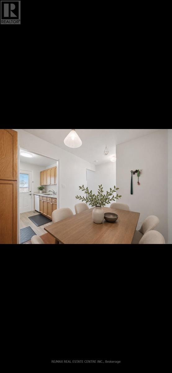 71 Sultan Pool Drive, Toronto, ON photo 5