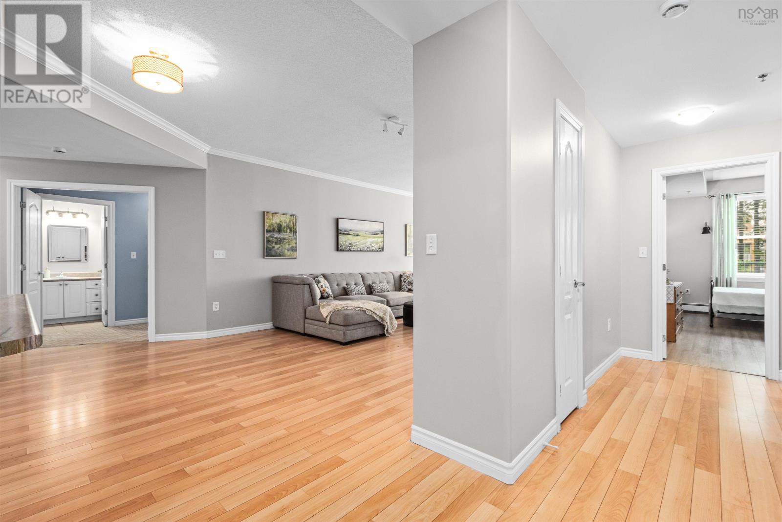 106 - 78 Regency Park Drive - Image 32