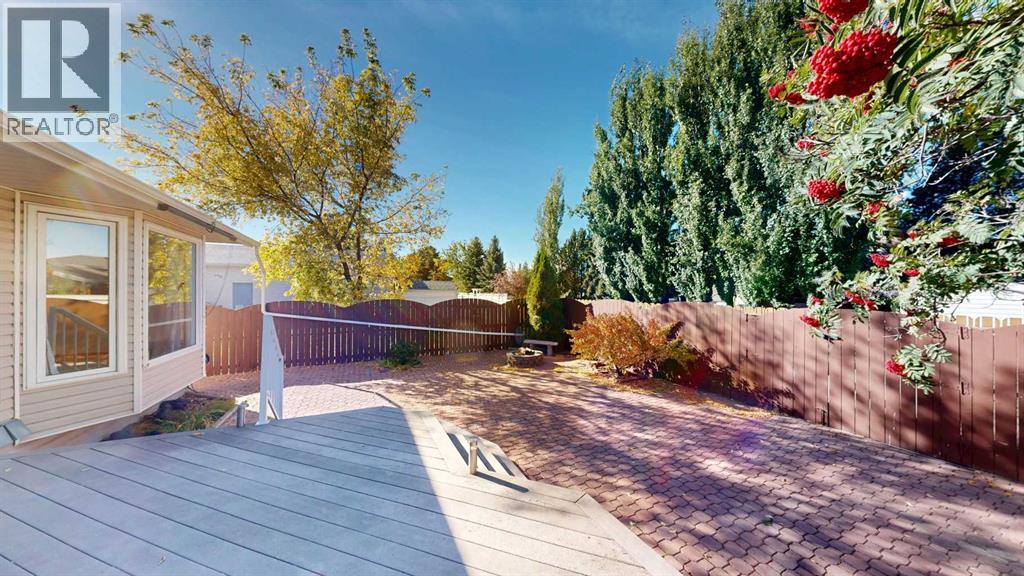 Listing photo – 3818 61A Street, Stettler