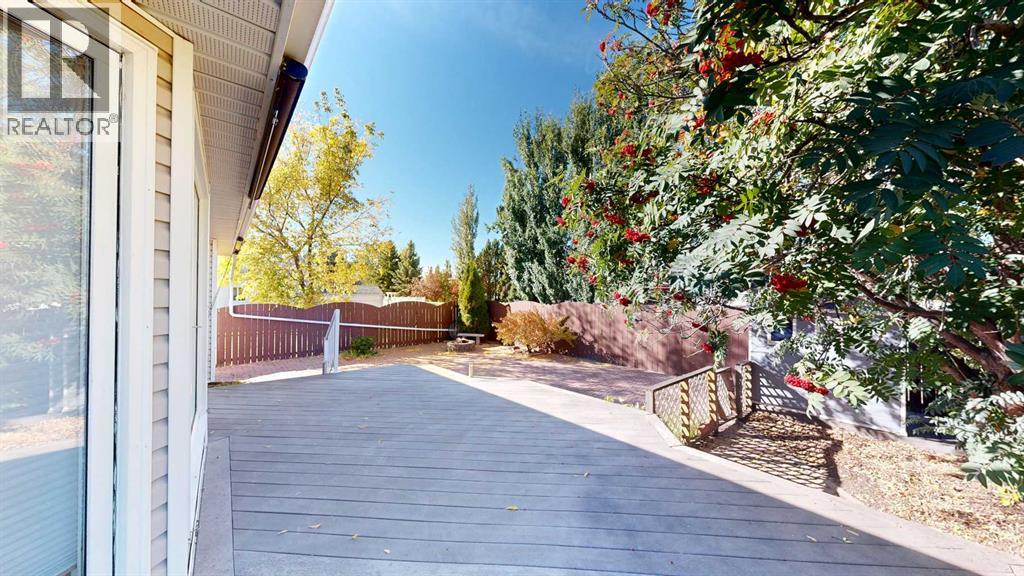 Listing photo – 3818 61A Street, Stettler