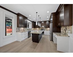 13101 14 Avenue, Surrey, BC V4A1G6 Photo 11