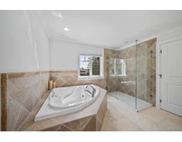 13101 14 Avenue, Surrey, BC V4A1G6 Photo 27