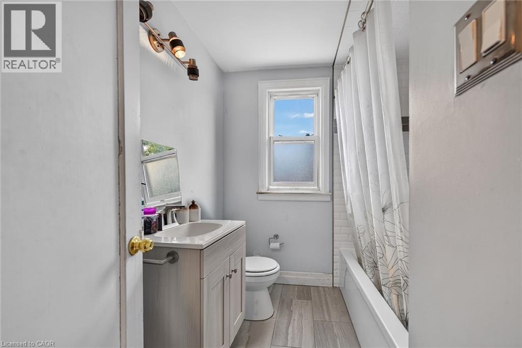 111 KENILWORTH Avenue S - 27