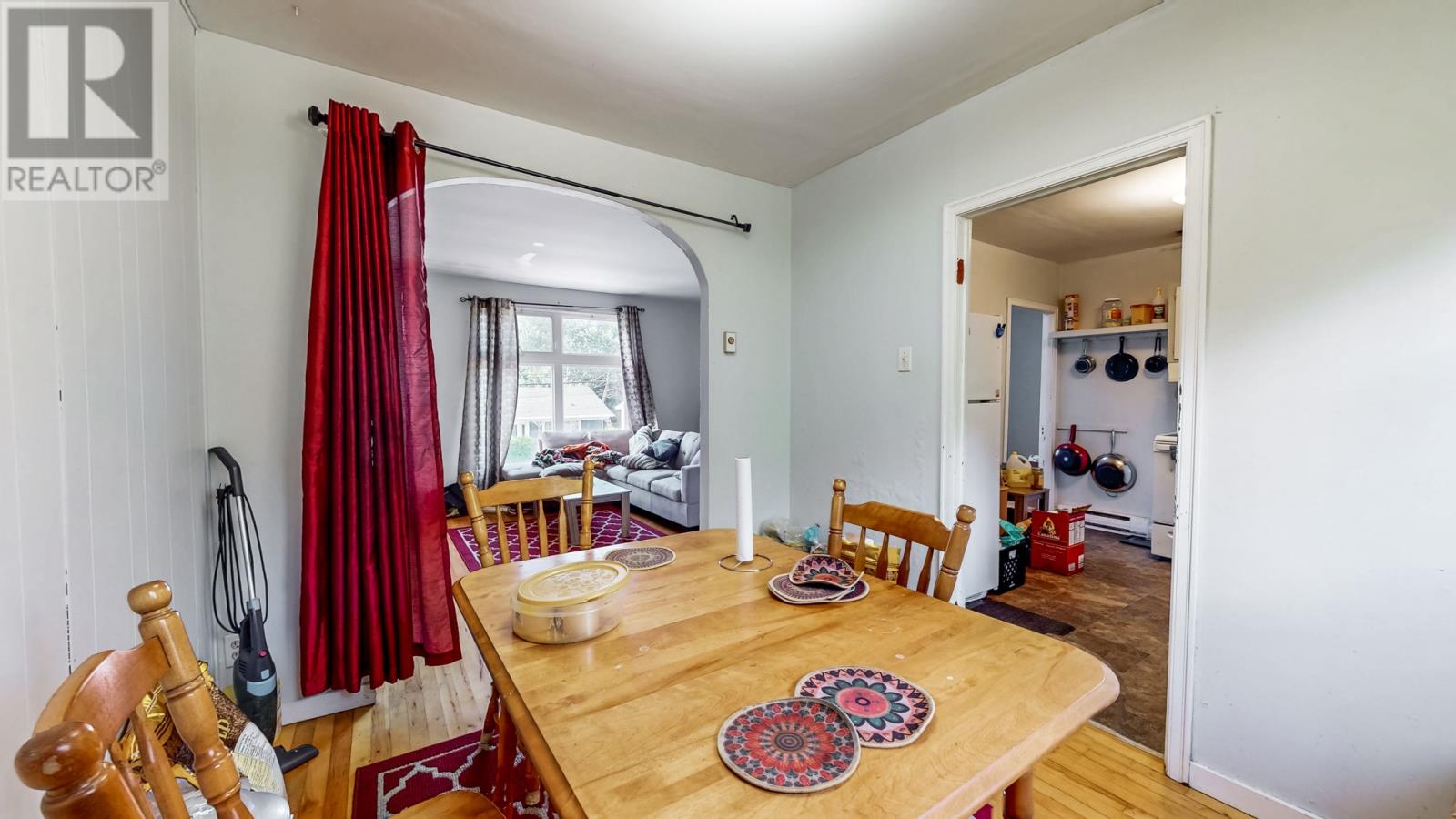 309 Freshwater Road - 16