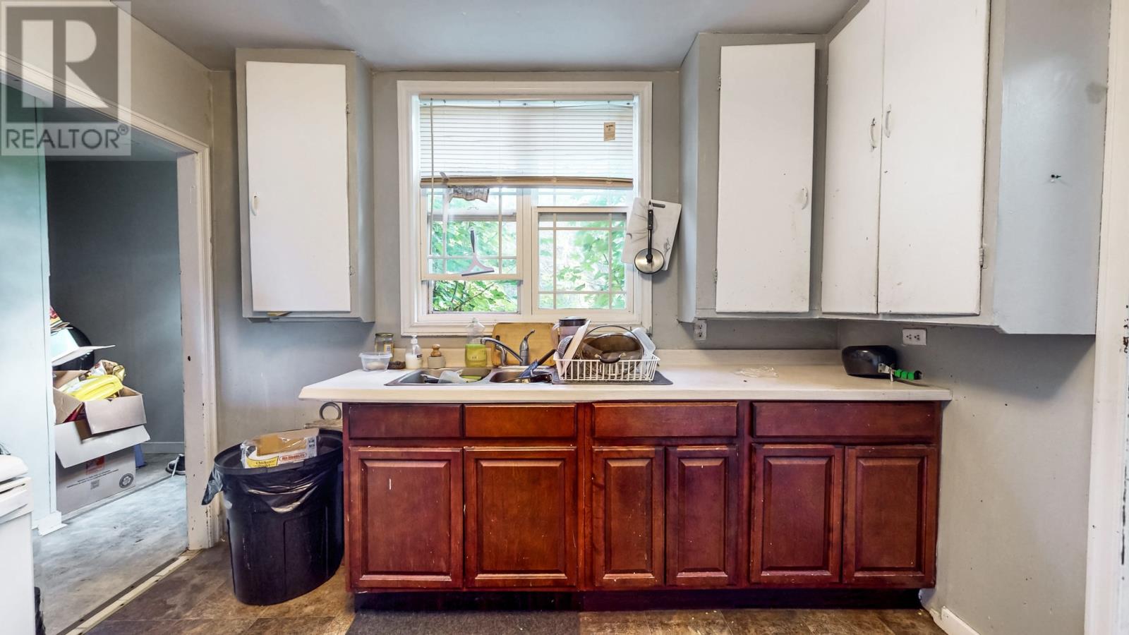 309 Freshwater Road - 13