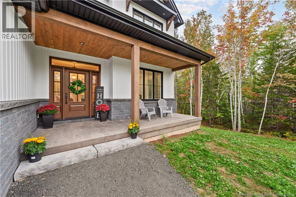 26 Maefield Street - 2