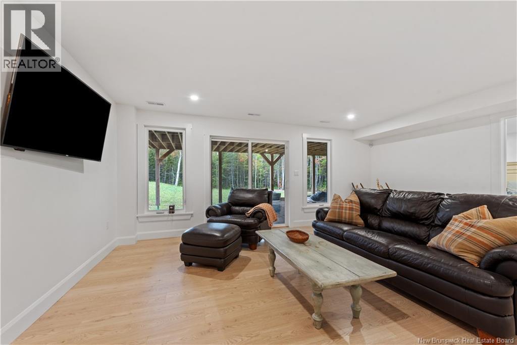 26 Maefield Street - Image 32
