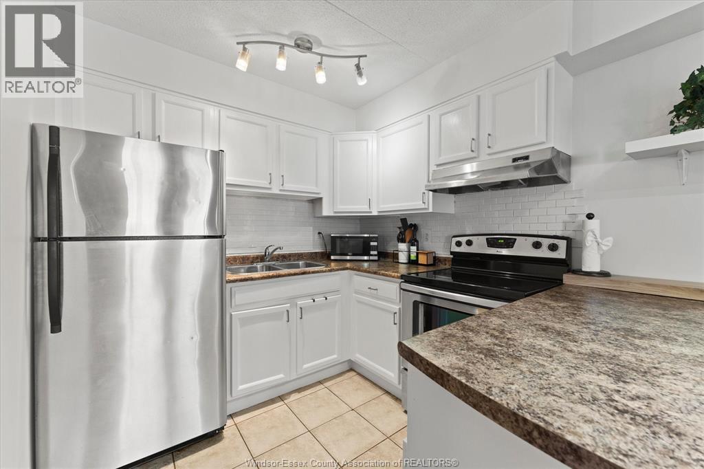 #1003 150 PARK STREET West - Image 11