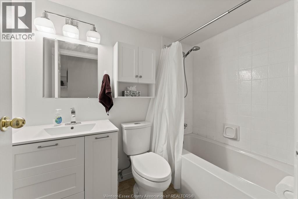 #1003 150 PARK STREET West - Image 17