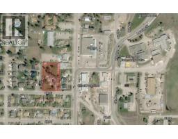 Full bathroom - 1018 5th Street, Invermere, BC V0A1K0 Photo 8