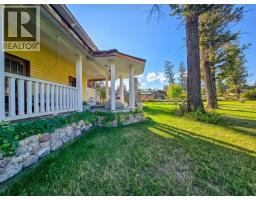 1018 5th Street, Invermere, BC V0A1K0 Photo 17