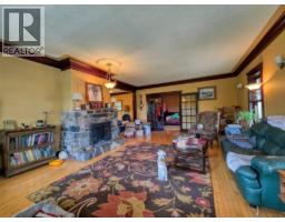 1018 5th Street, Invermere, BC V0A1K0 Photo 32