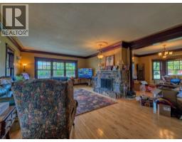 1018 5th Street, Invermere, BC V0A1K0 Photo 27