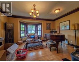 1018 5th Street, Invermere, BC V0A1K0 Photo 28
