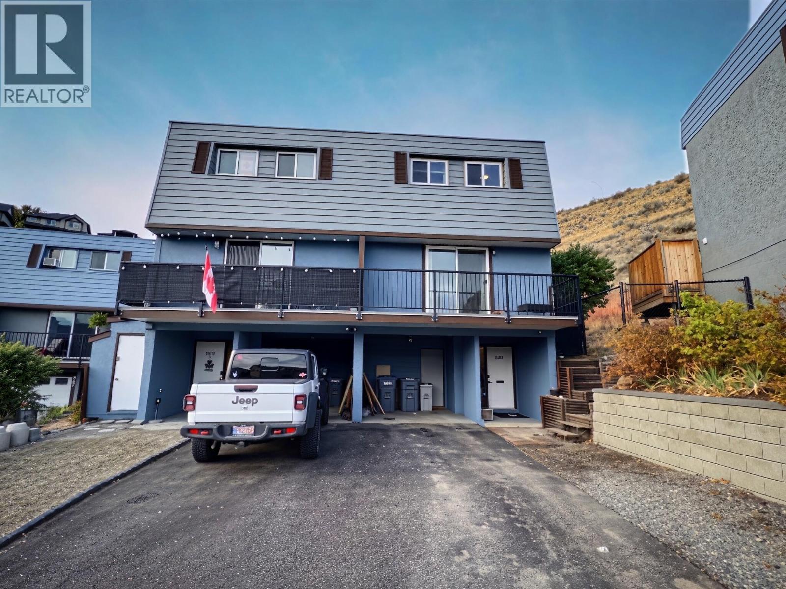 871 MCQUEEN Drive - 1