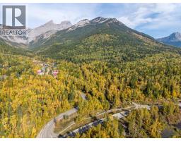 200 Canyon Trail, Fernie, BC V0B1M5 Photo 7