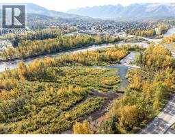 200 Canyon Trail, Fernie, BC V0B1M5 Photo 15
