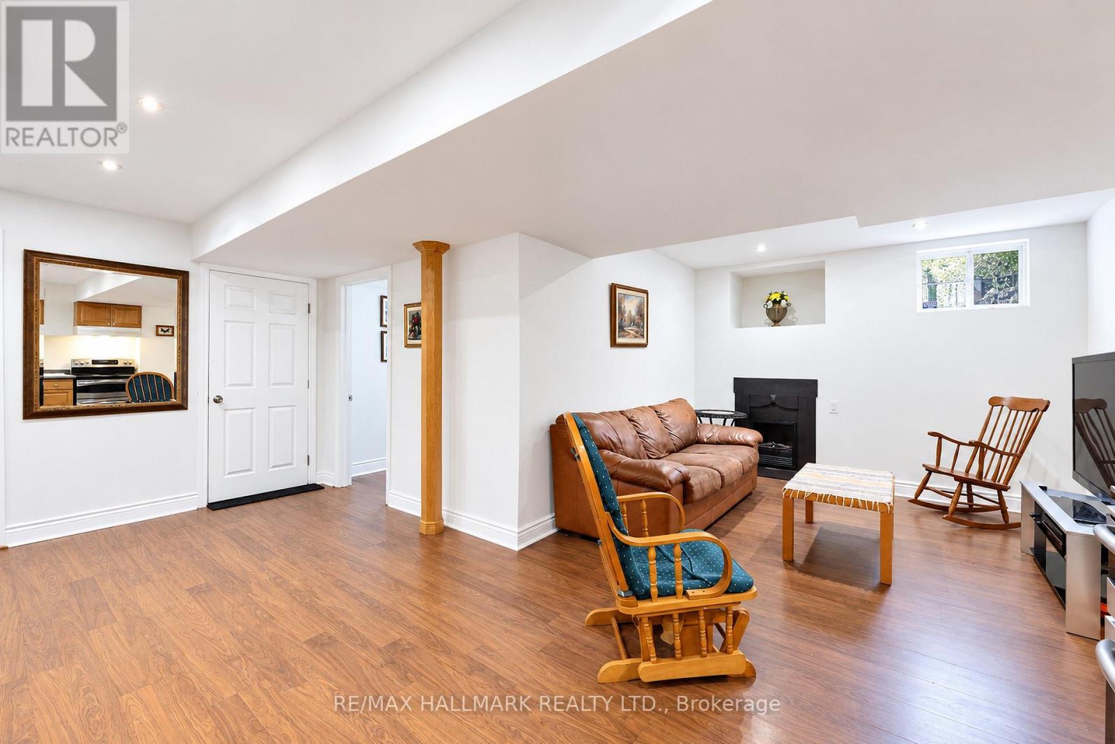 16 Braehead Drive — photo 4
