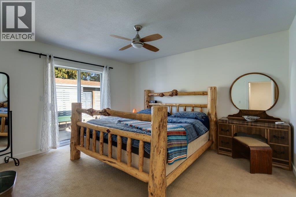 9702 Sargeant Street - Image 49