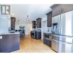 329 Challenger Court, Clarington, ON L1B1K4 Photo 14