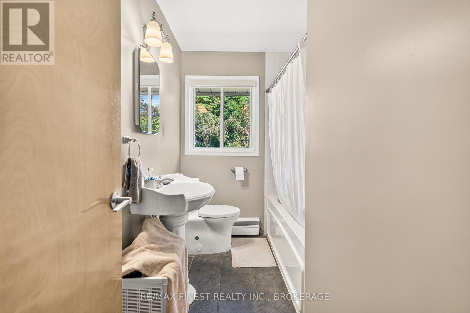 19 WOLFE STREET - Image 22
