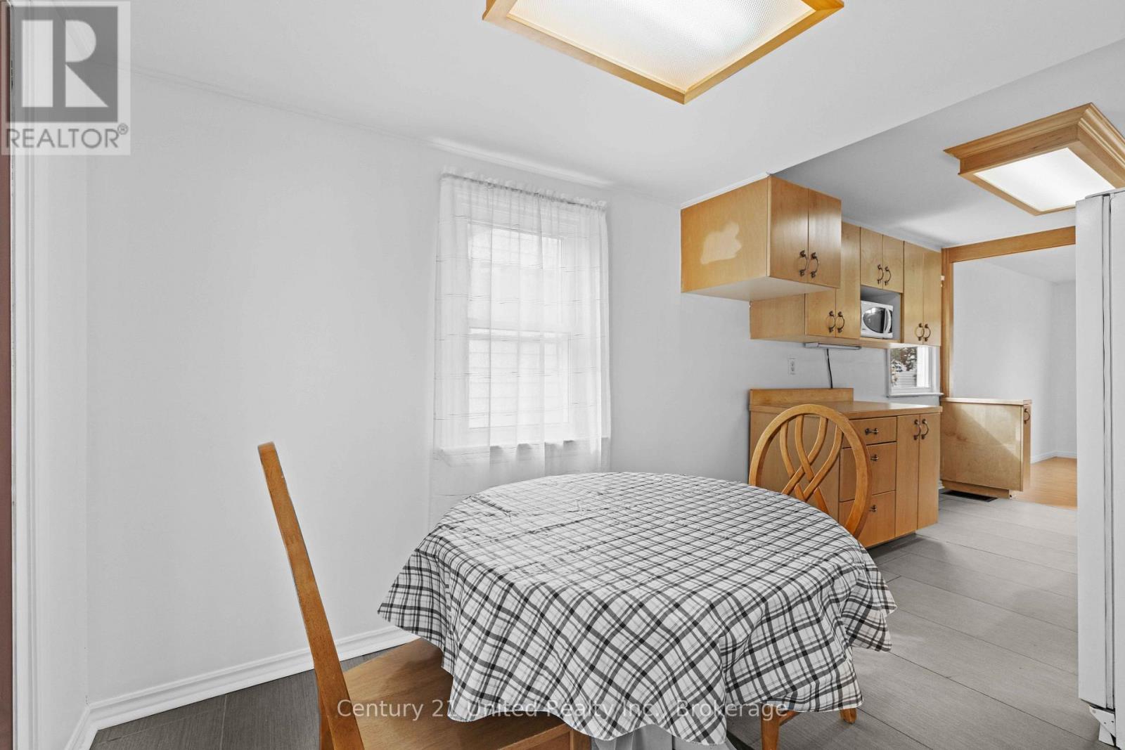 759 ST. MARY'S STREET - 21