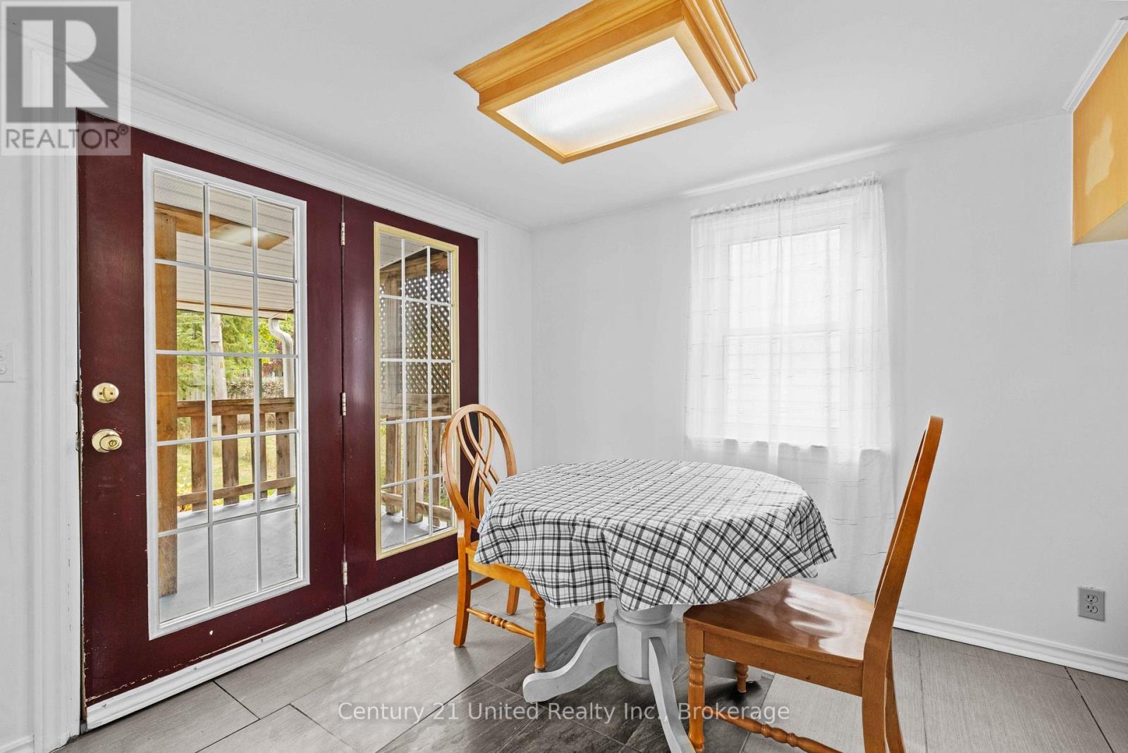759 St. Mary's Street, Peterborough, ON photo 22