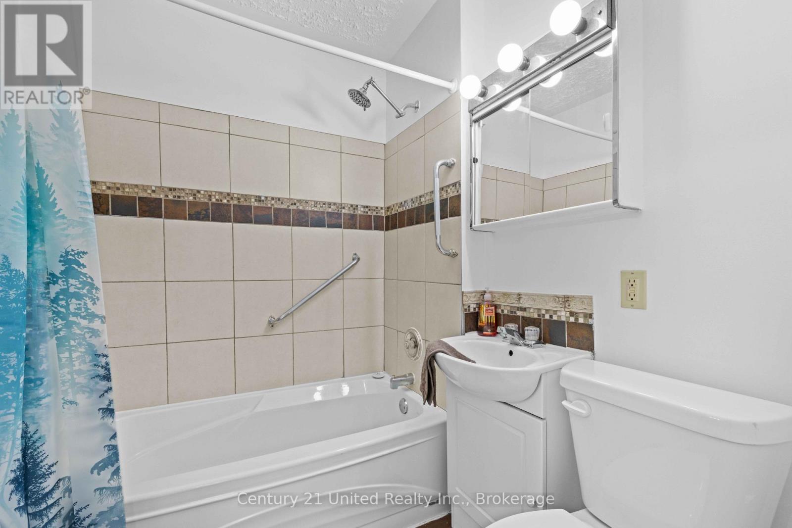 759 ST. MARY'S STREET - 26