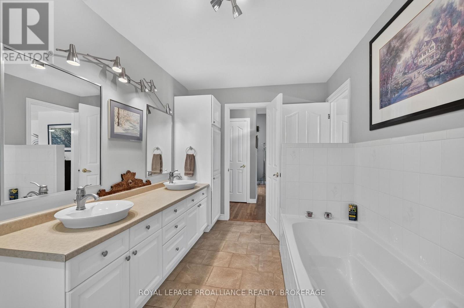 6 VANSTON ROAD - Image 20