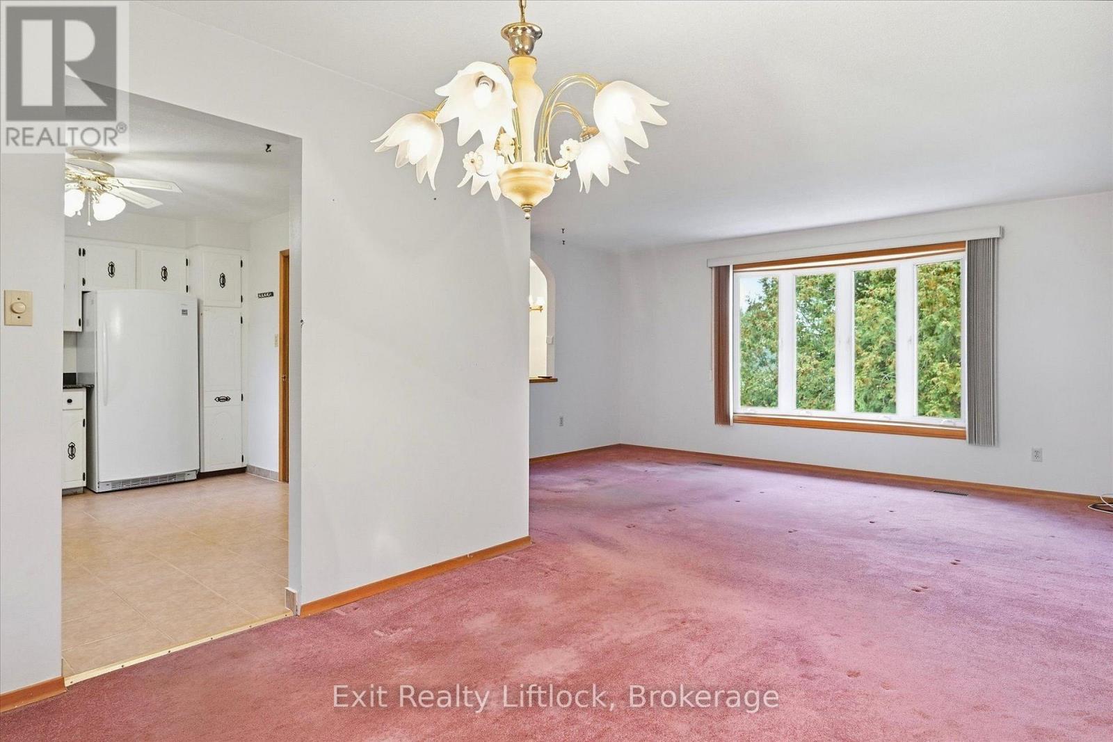 842 CHEMONGVIEW DRIVE - 12