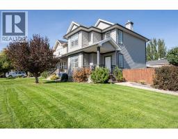 53 Peigan Court W - photo 2
