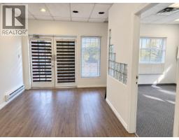 201 927 Brunette Avenue, Coquitlam, BC V3K1C8 Photo 9
