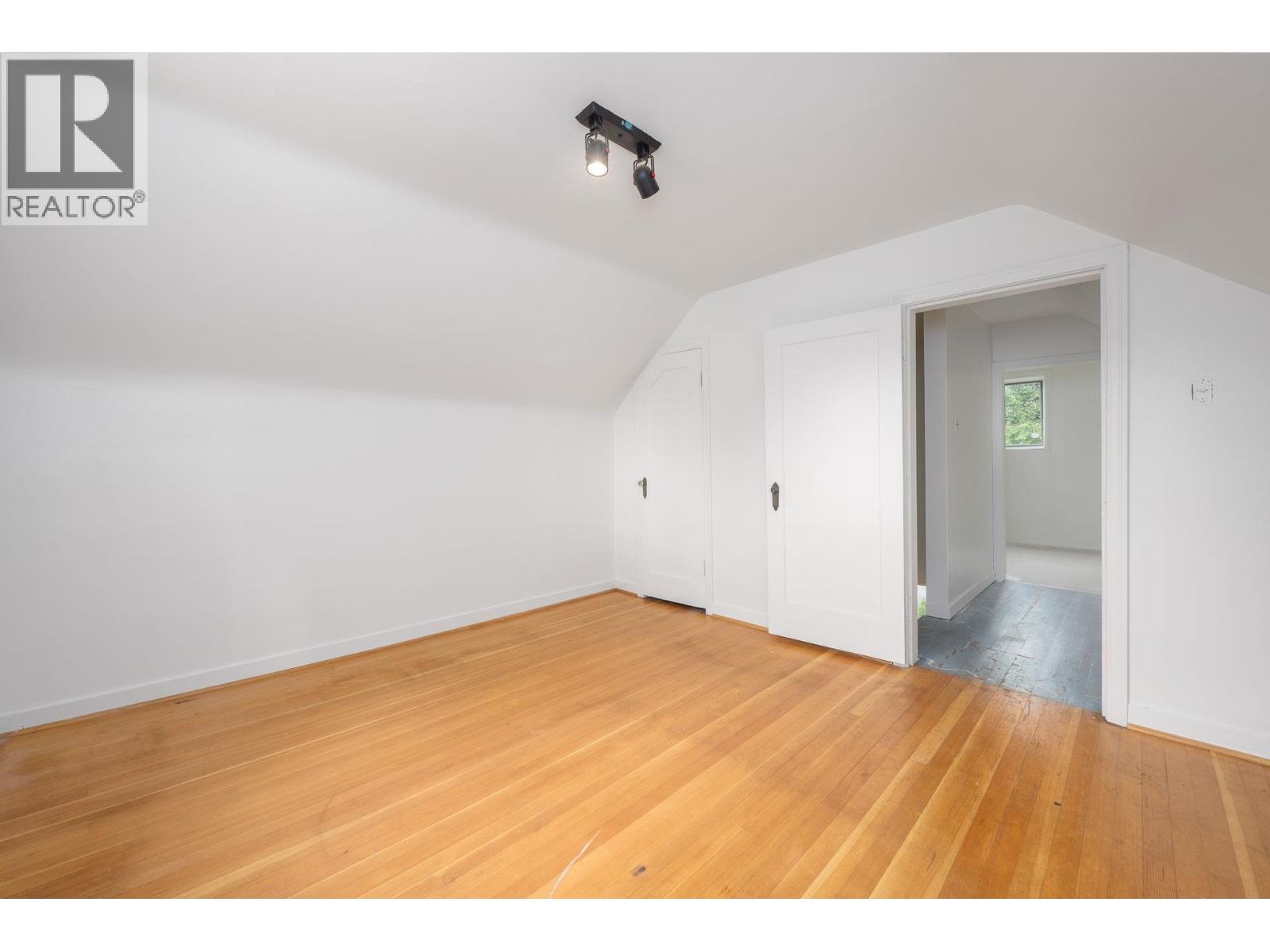 2305 TURNER STREET, Vancouver
