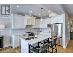 420 Old Wonderland Road, London South, ON N6K3R2 Photo 13