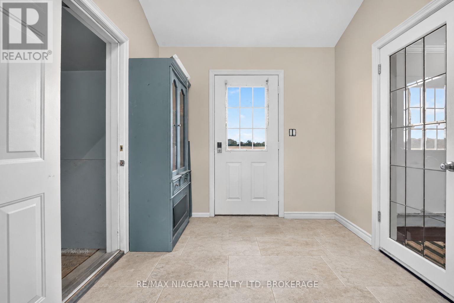 4891 VAUGHAN ROAD E - Image 33