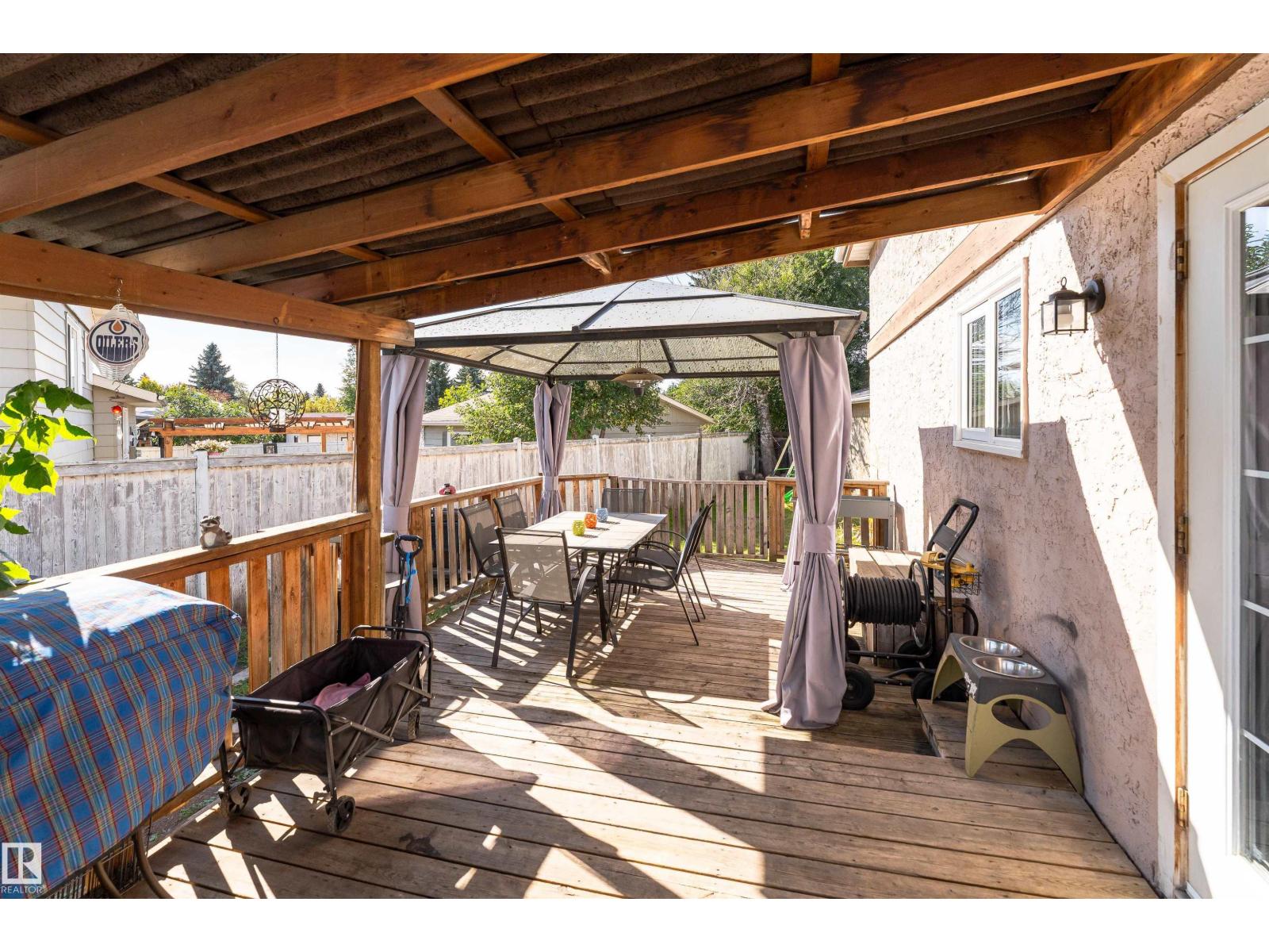6007 37 AV NW - 35
