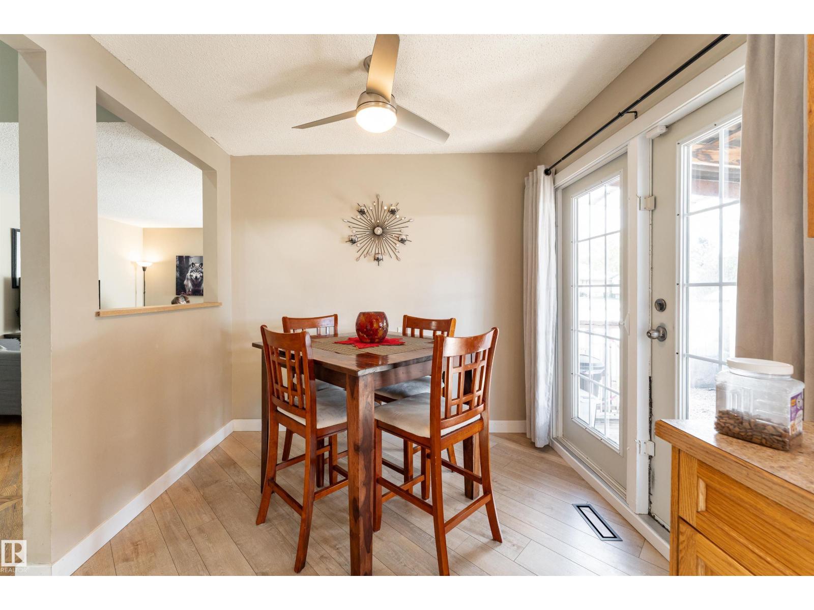 6007 37 AV NW - 8