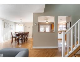 Bedroom 3 - 6007 37 Av Nw, Edmonton, AB T6L1V3 Photo 7