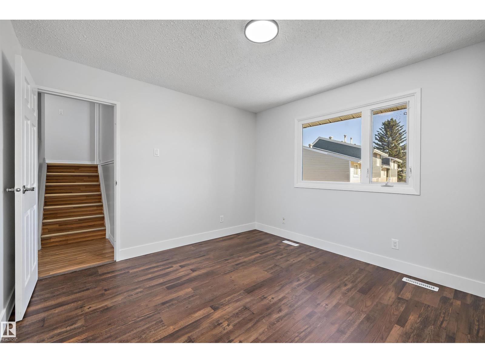 250 CALLINGWOOD TWO NW - Image 19