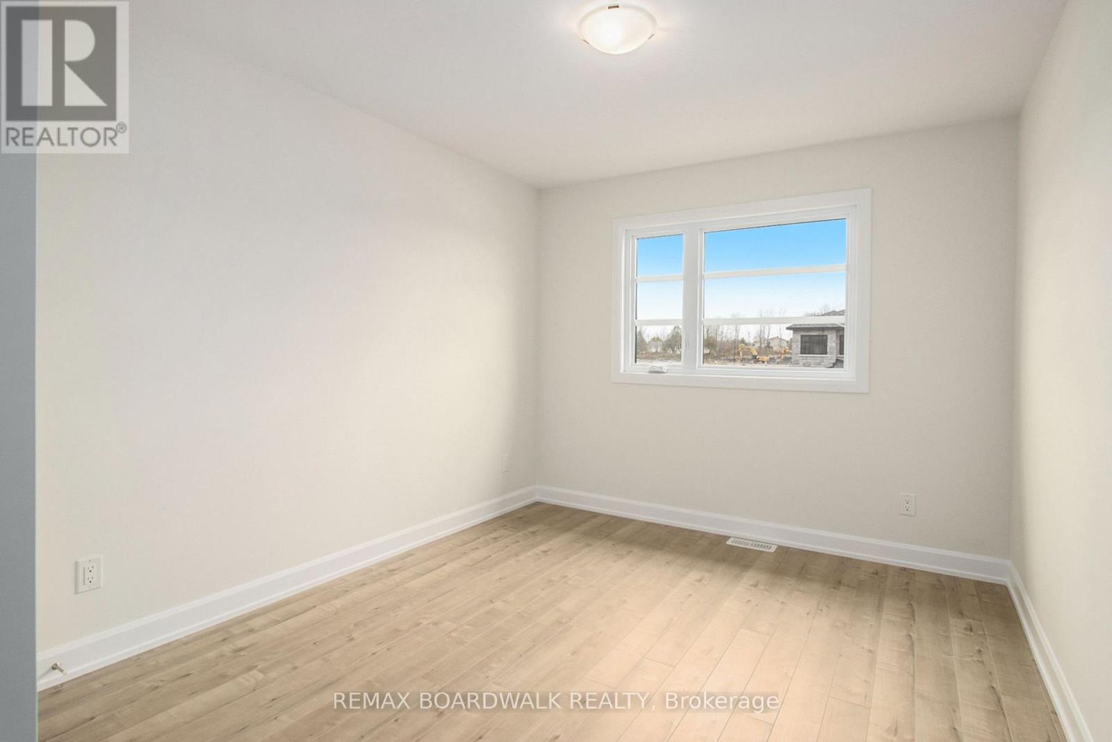1194 MONTBLANC CRESCENT - Image 11