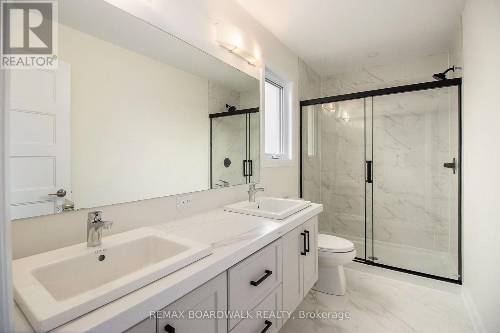 1194 MONTBLANC CRESCENT - Image 12