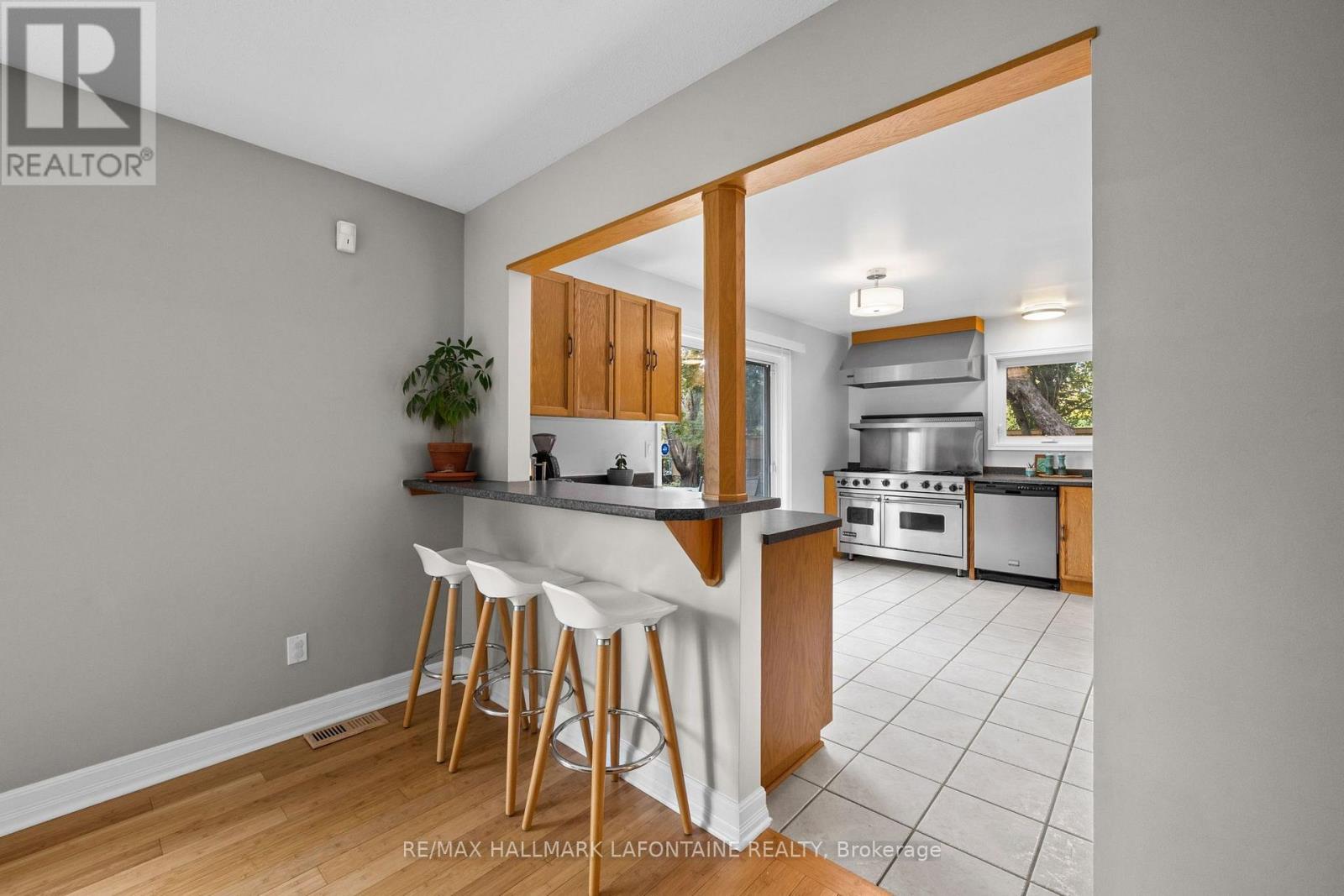 Condos for Sale in Ottawa – 6440 GLEN KNOLLS DRIVE OTTAWA ON K1C2X2 DRIVE – By Peter Sagos - Image 16
