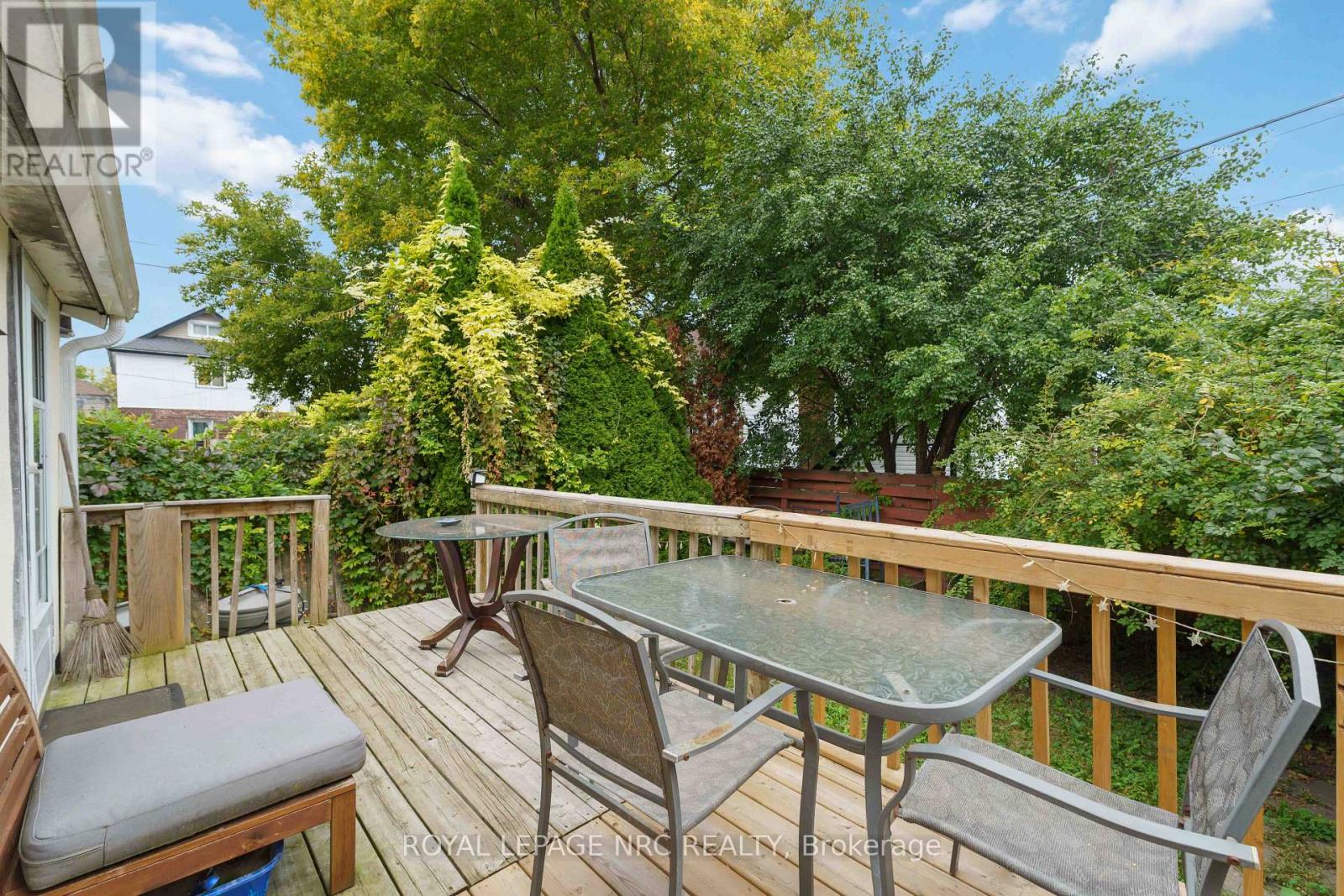 4621 JEPSON STREET - 23