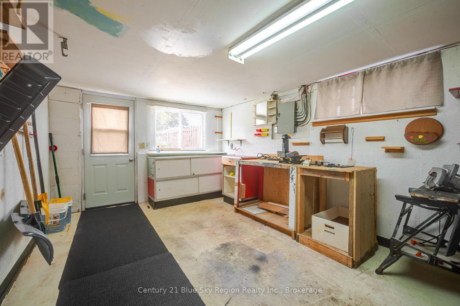 430 AUBREY STREET - 26