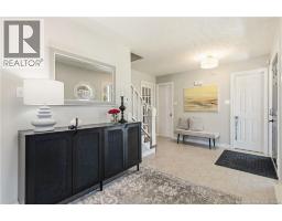 40 Tamarack Terrace, photo 5
