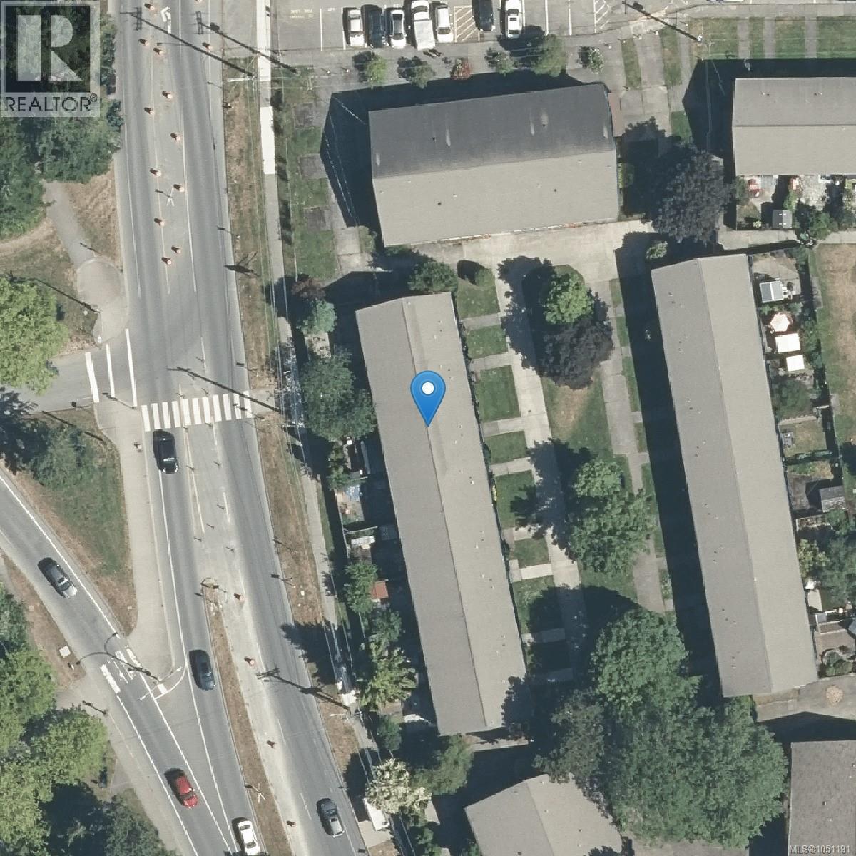 386 Burnside Rd W - Image 45