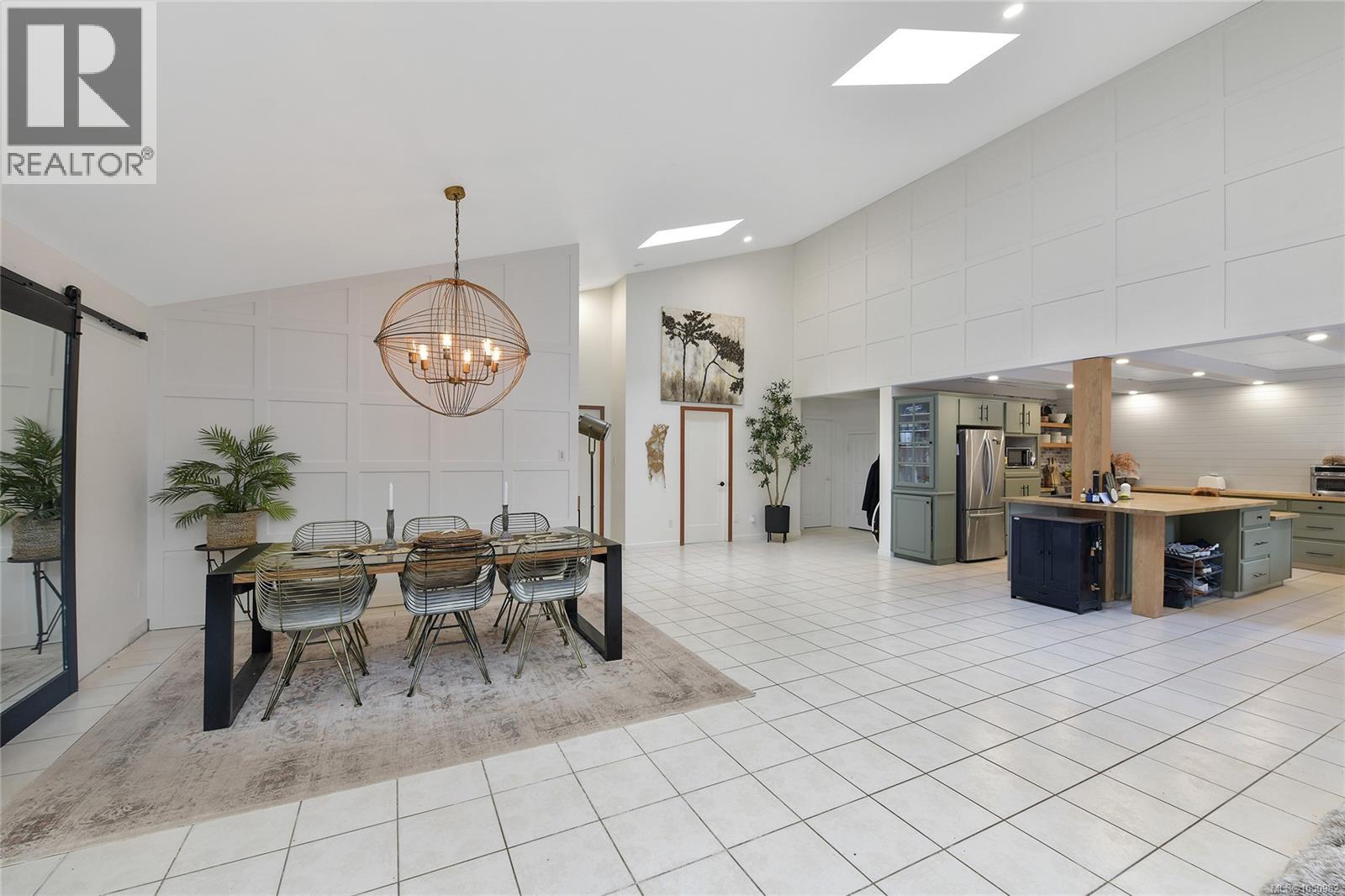 505 Bayview Dr - 11